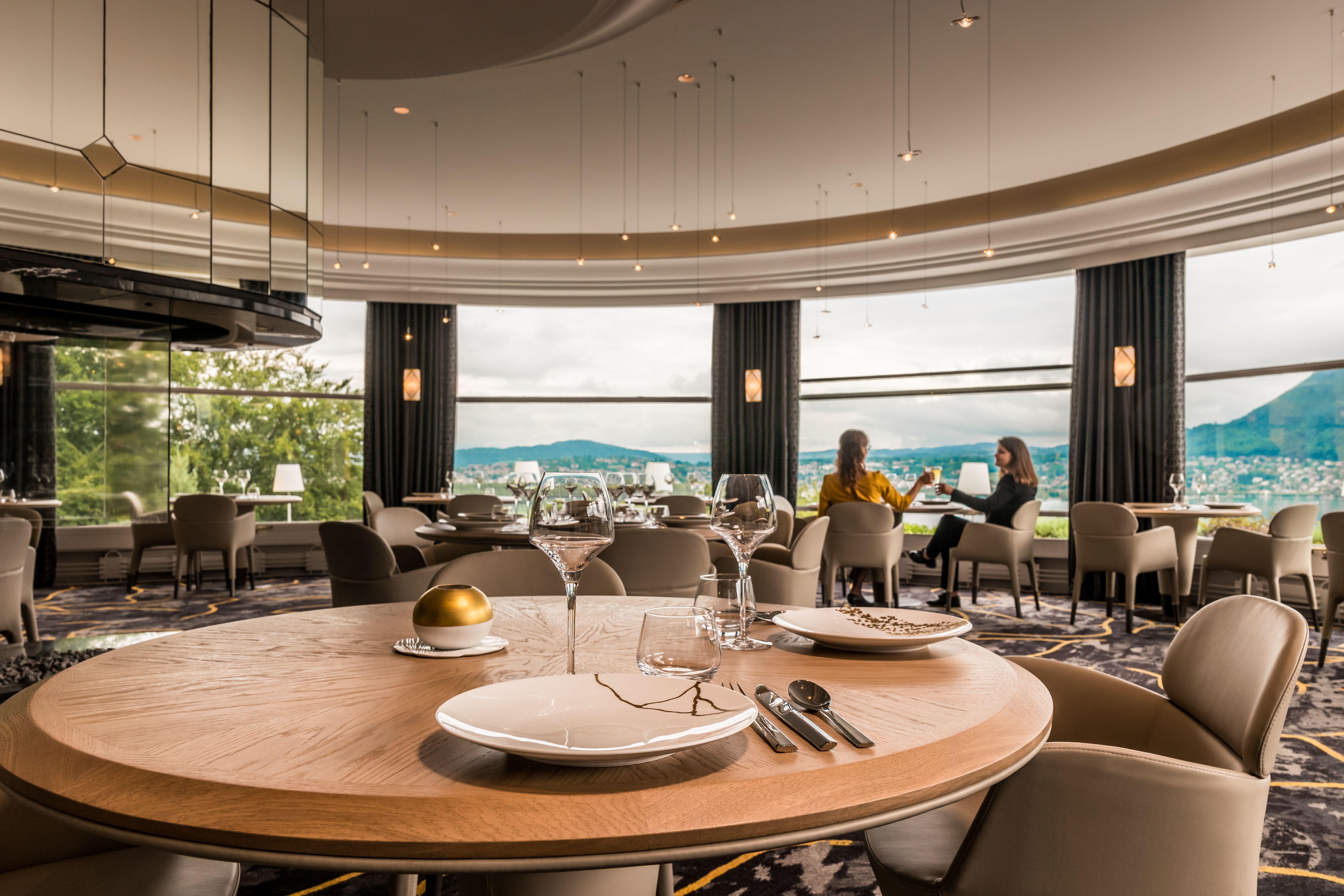 Hotel Les Trésoms Lake&spa 4*